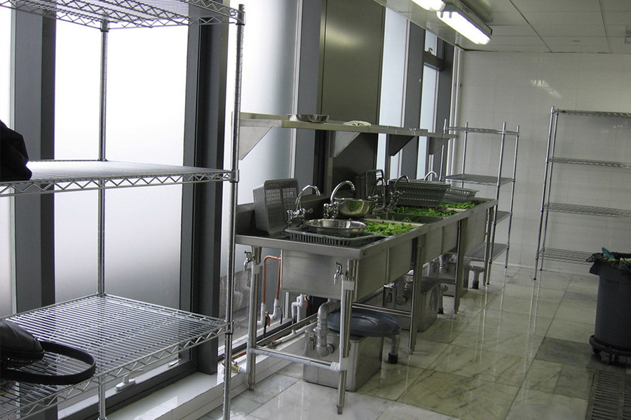 设计贵州食堂厨房设备中的功能间时需要注意的问题汇总